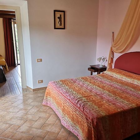 Agriturismo Vecchio Gelso Ortezzano Εξωτερικό φωτογραφία
