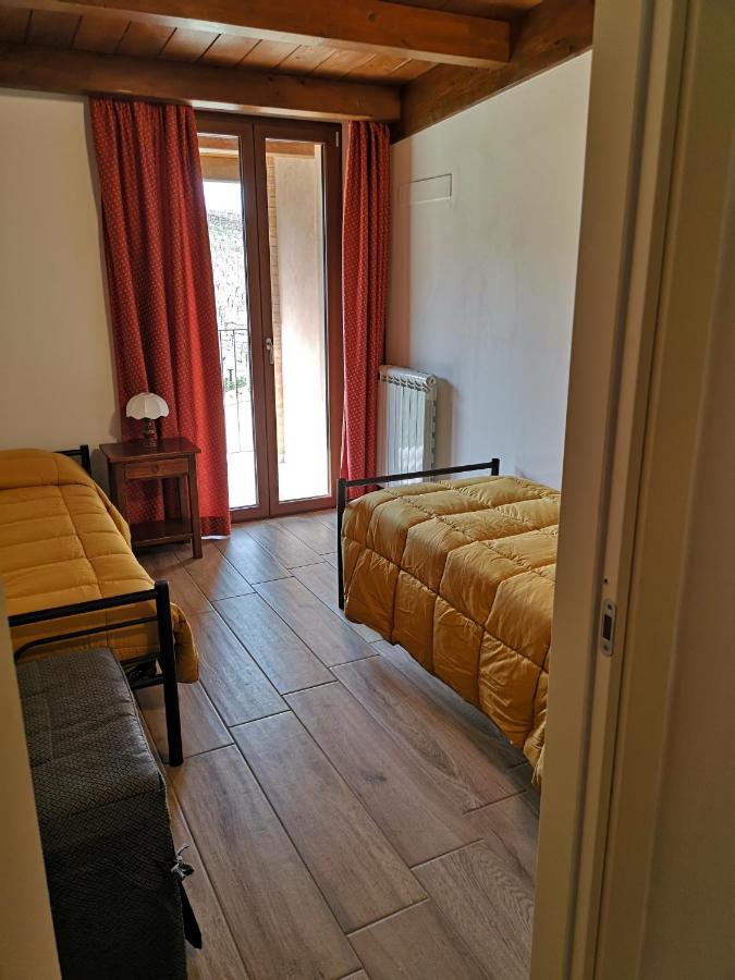 Agriturismo Vecchio Gelso Ortezzano Εξωτερικό φωτογραφία